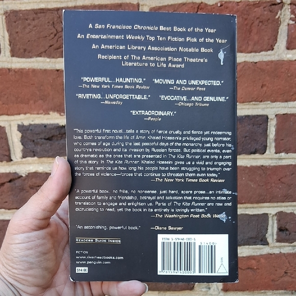 The Kite Runner By Khaled Hosseini - Picture 2 of 3